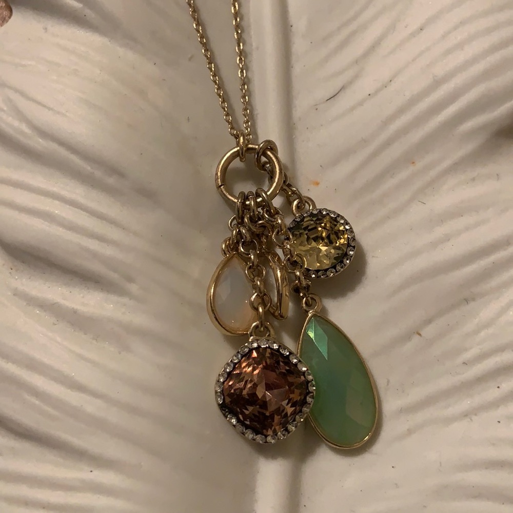 Gold loft long necklace